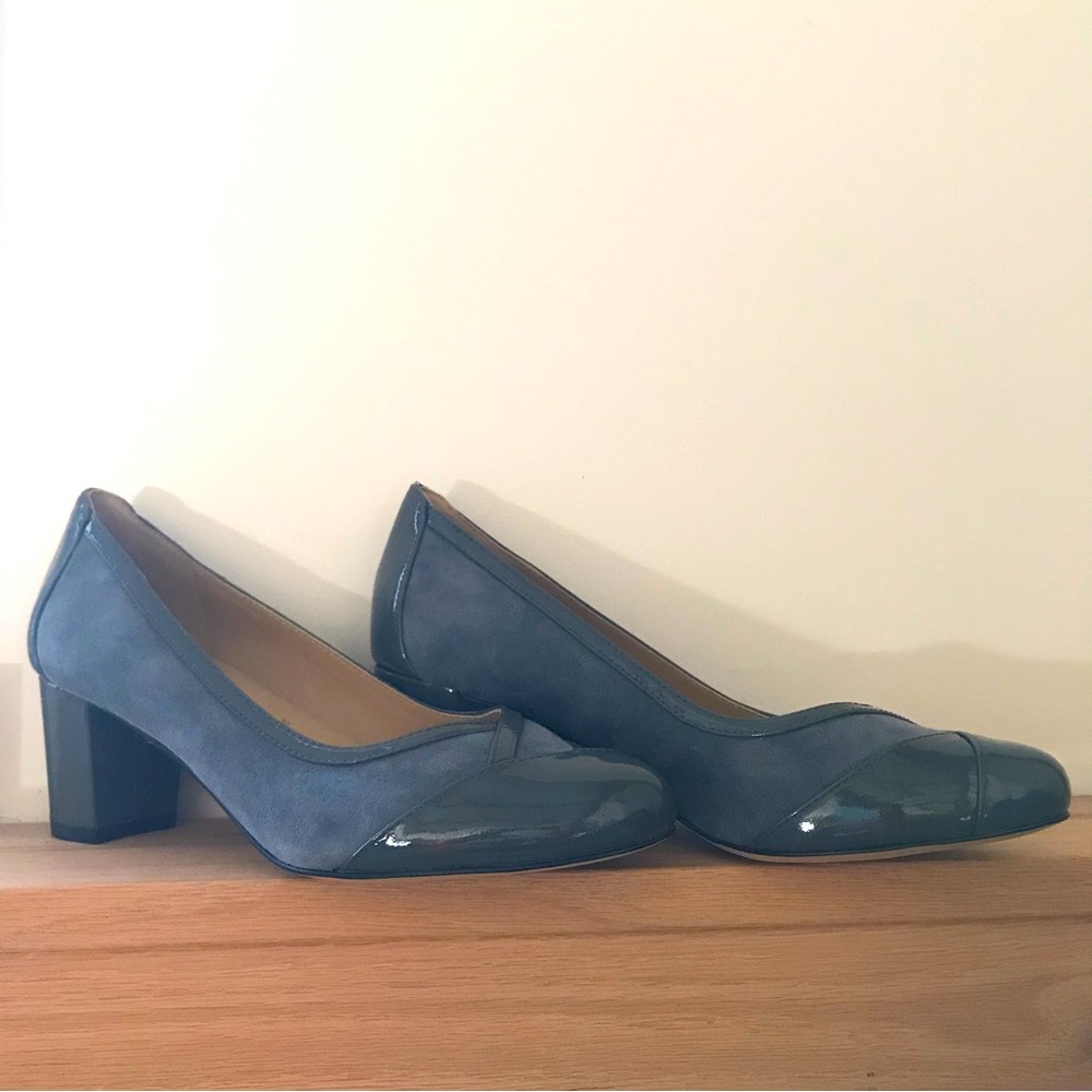 Trotters Women’s Phoebe Grey Block Heels with Suede Accents NWOT